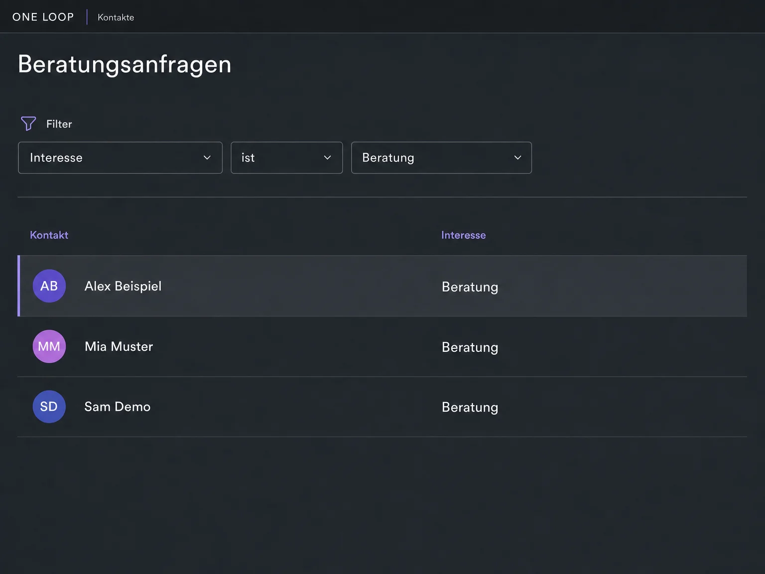 Die Beispielliste filtert nach Interesse ist Beratung und zeigt drei passende fiktive Kontakte.