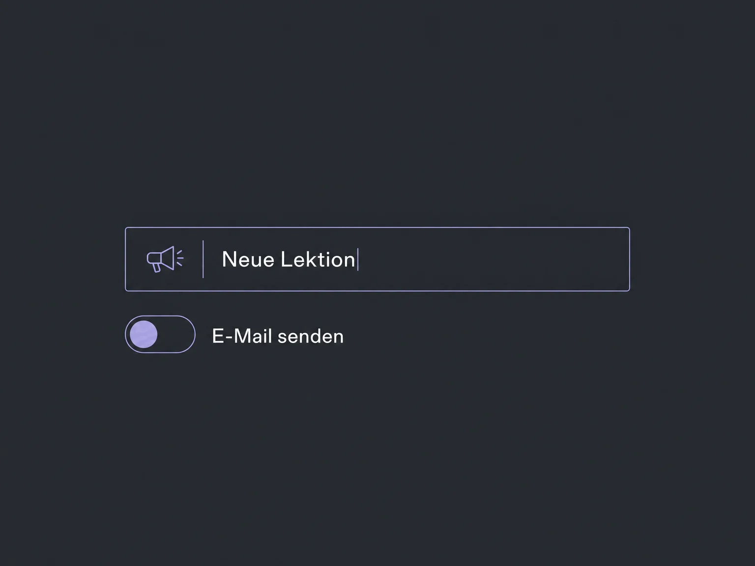Beispiel einer Kursankündigung mit optionaler E-Mail-Benachrichtigung.